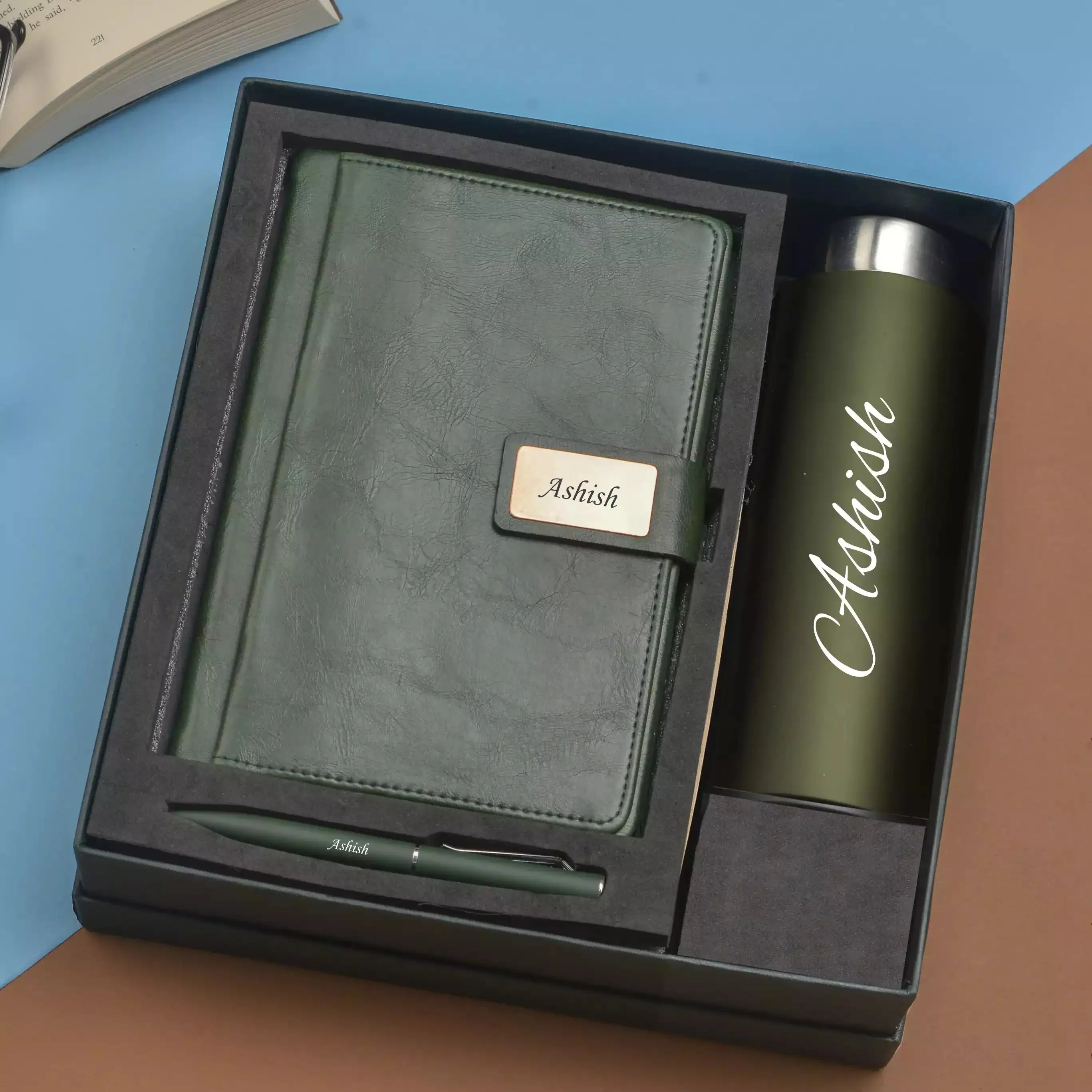Classy Executive Diary   Classic Metal Pen   Classic Smart Bottle  (Black) - Green