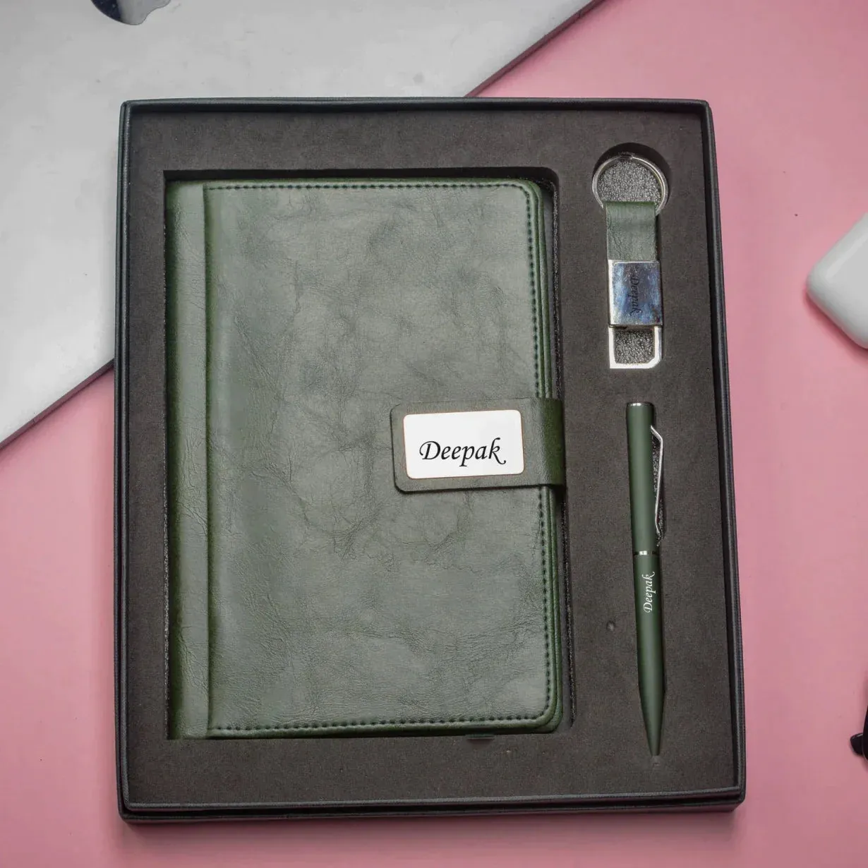 Classy Executive Diary   Classic Metal Pen   Classy Leather Metal Keychain - Green
