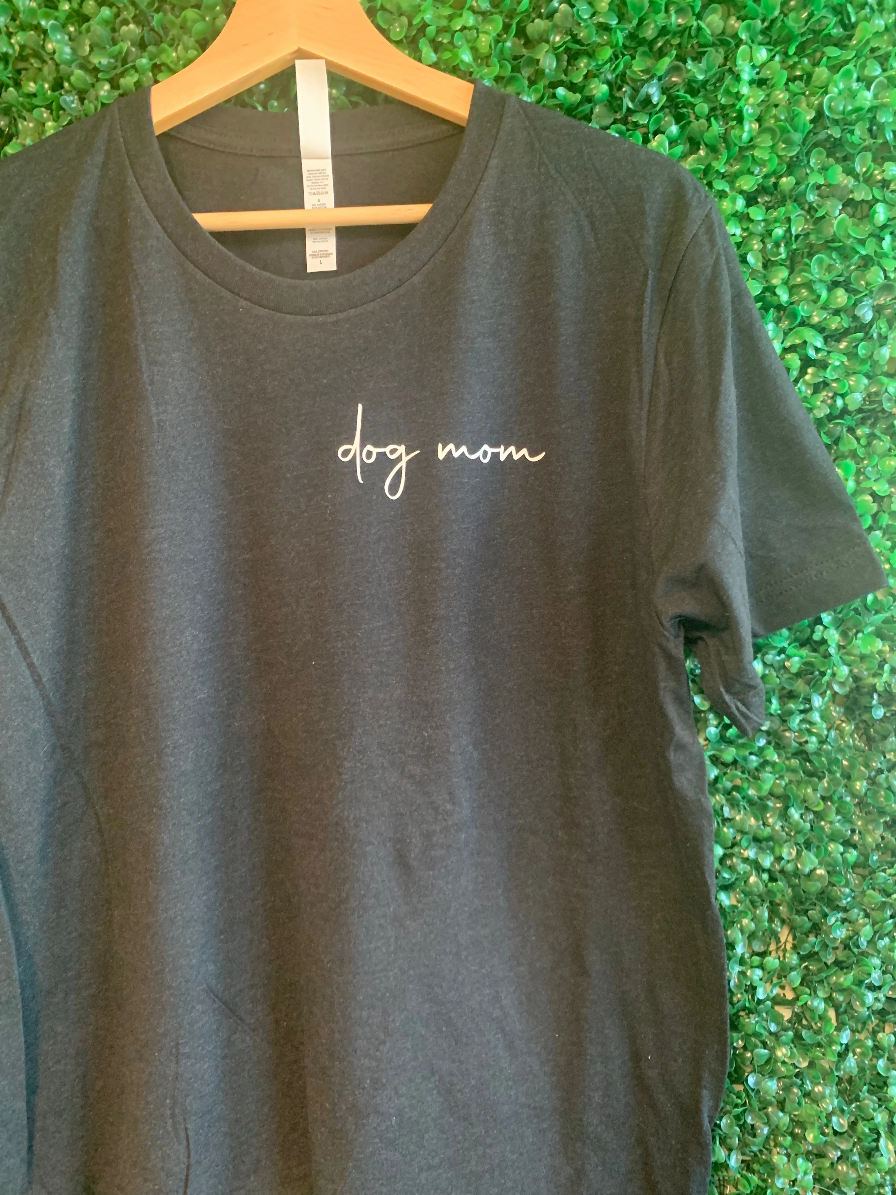 Dog Mom Cursive Corner Tee