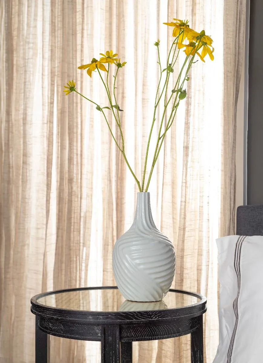 Dune Vase / Cool White