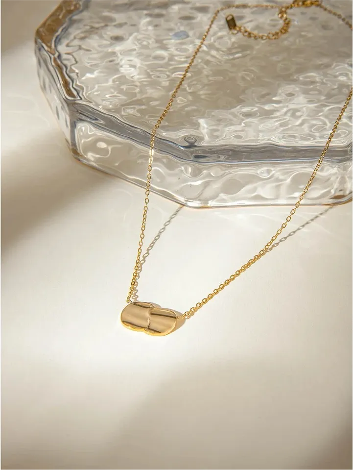 Geometric Curve Necklace