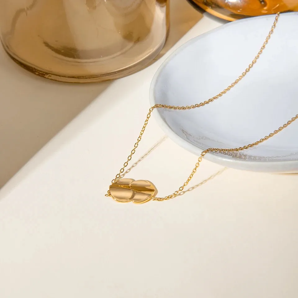 Geometric Curve Necklace