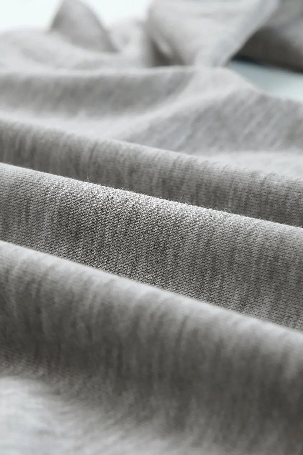 Gray Plain Crew Neck Pullover Sweatshirt