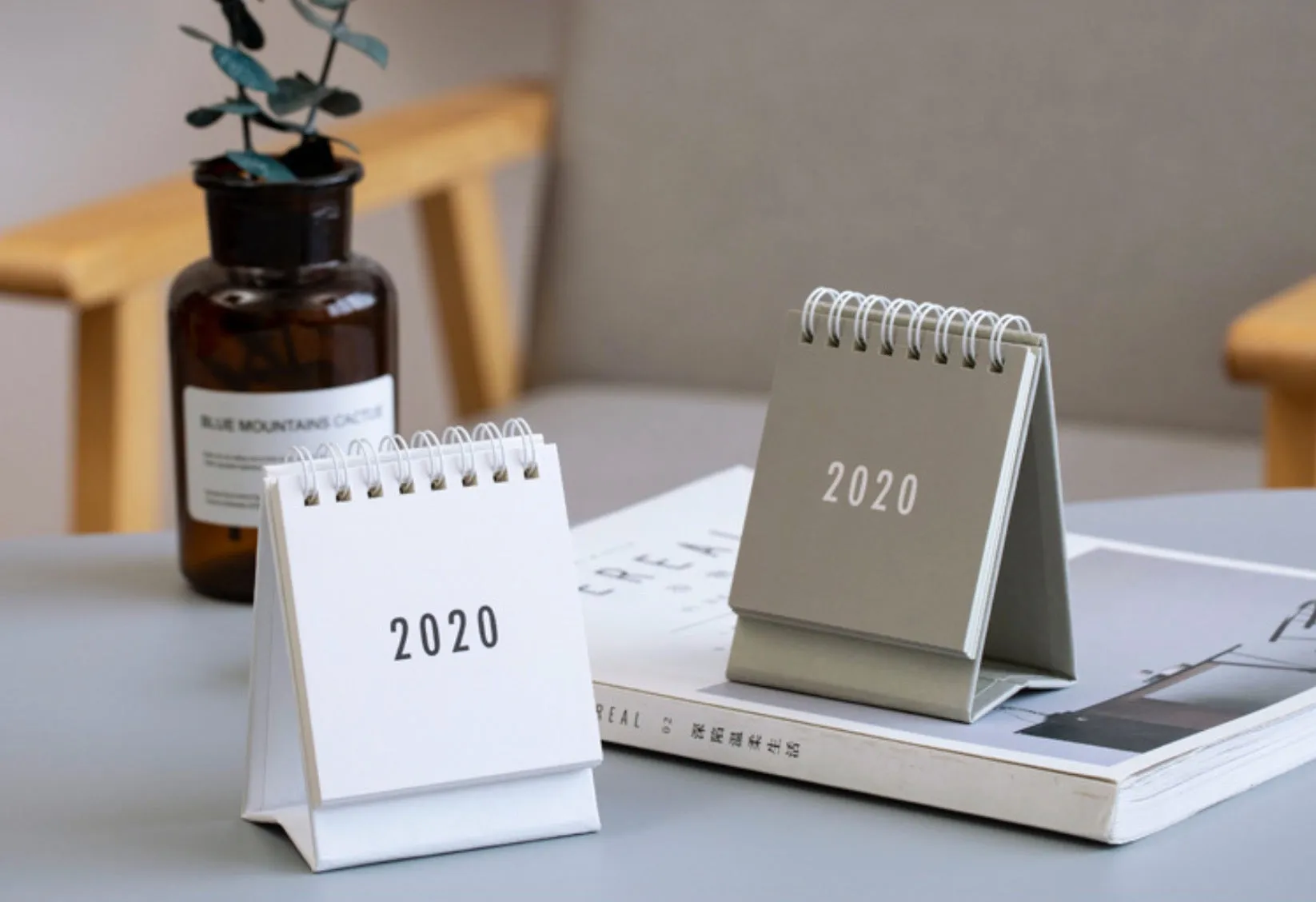 Homlly Gift 2020 Mini Desk Desktop Calendar