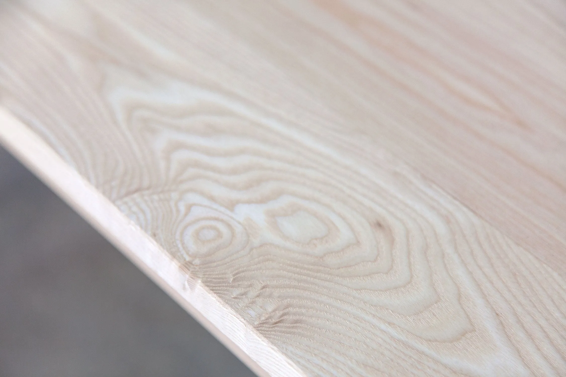 LAGOM DESK