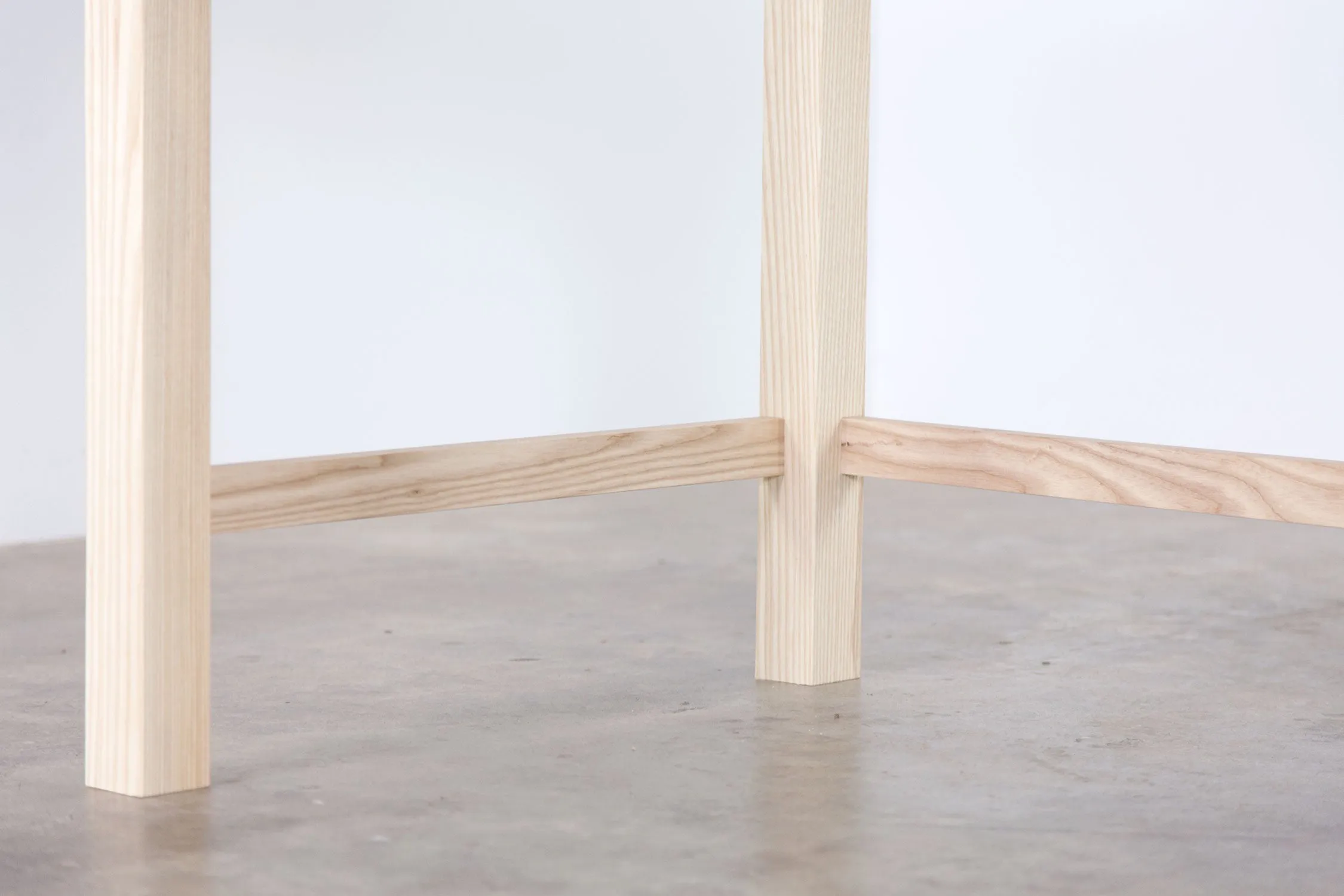 LAGOM DESK