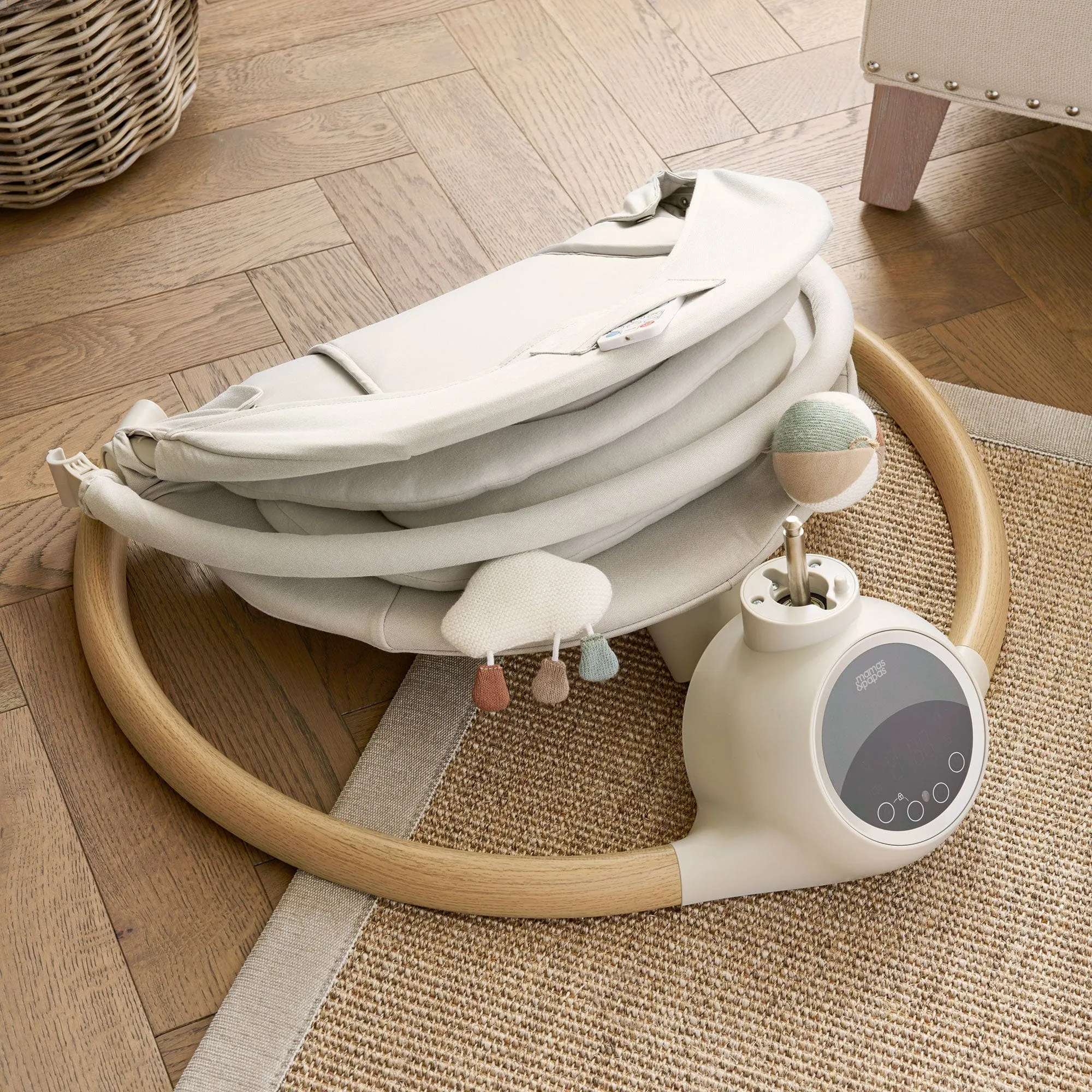 Mamas & Papas Alto Smart Swing in Cashmere