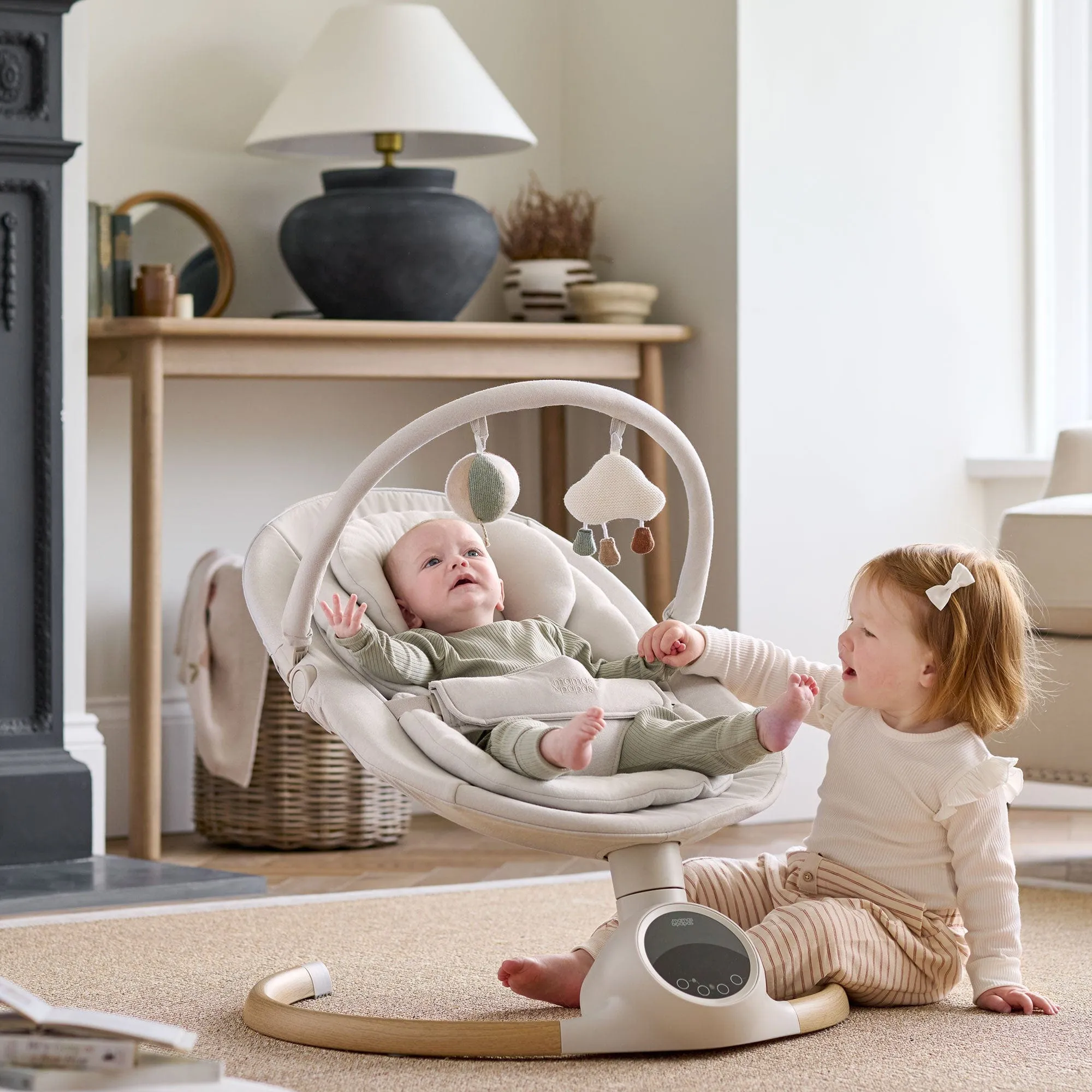 Mamas & Papas Alto Smart Swing in Cashmere