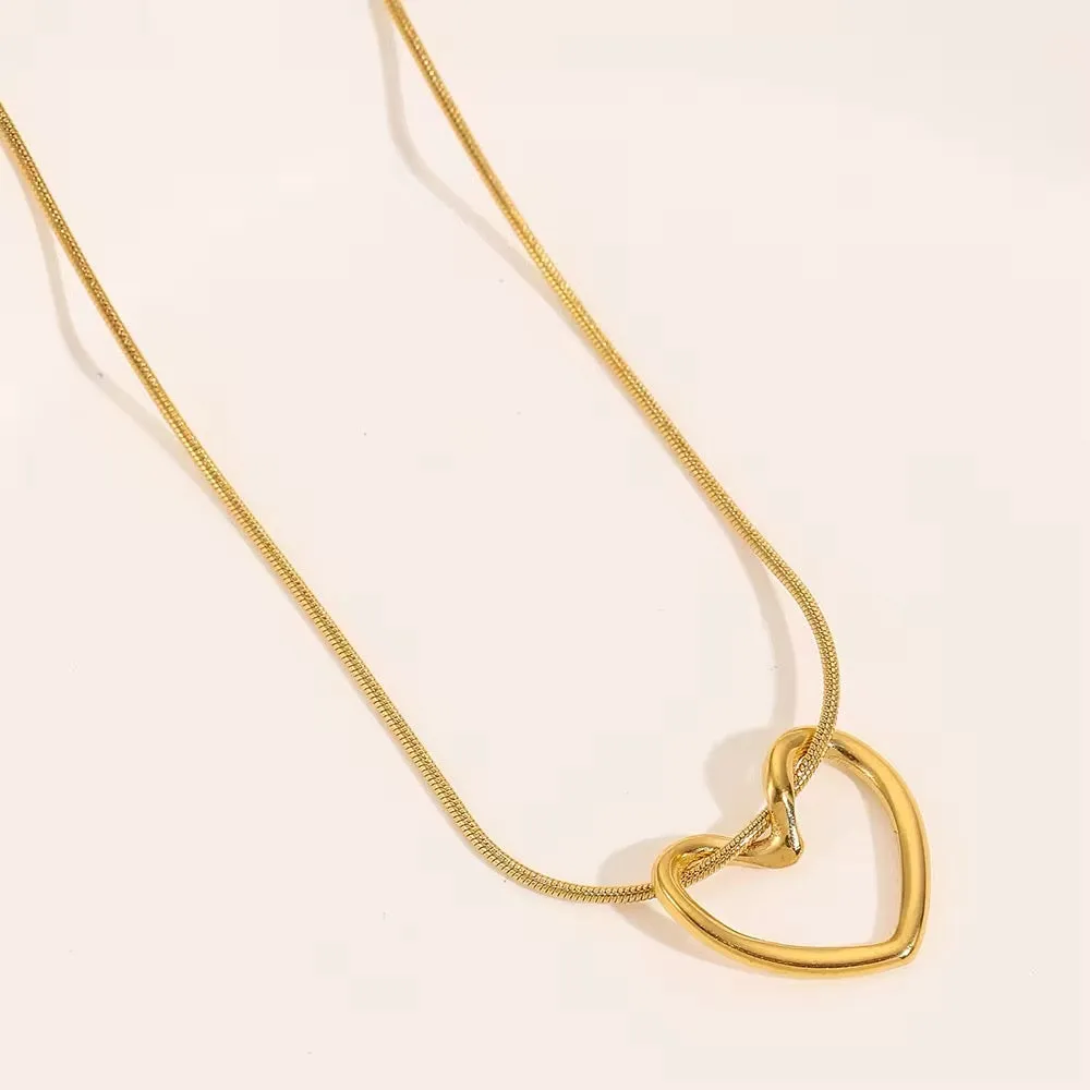 Mini Hollow Twist Heart Pendant Necklace