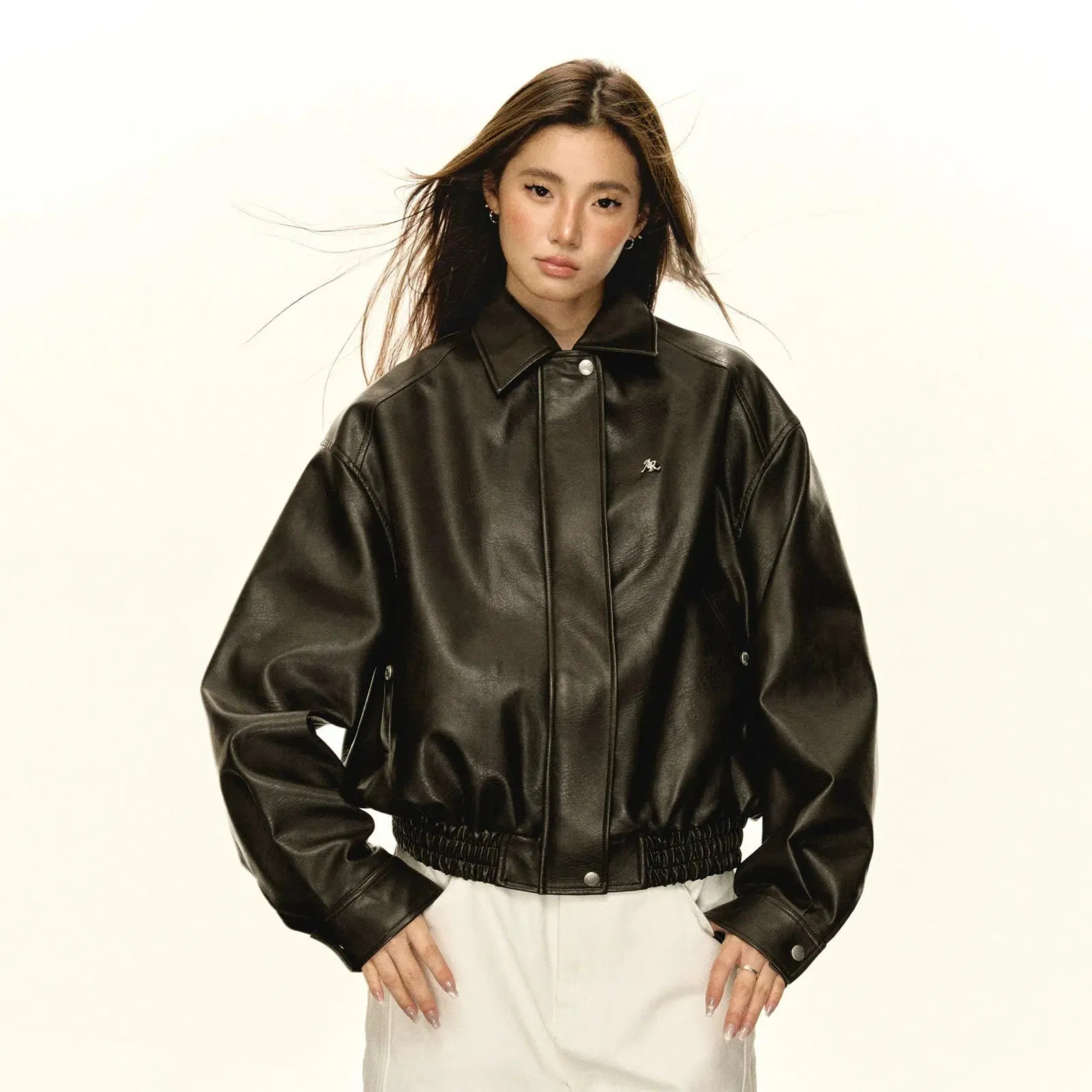 Minimalist Classic Zippered Leather Jacket