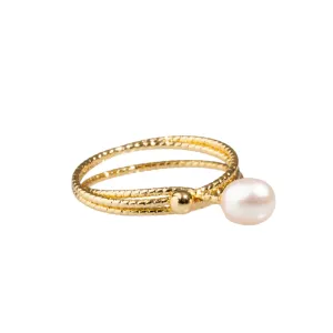 Minimalist Pearl & Gold Elegant Cocktail Ring