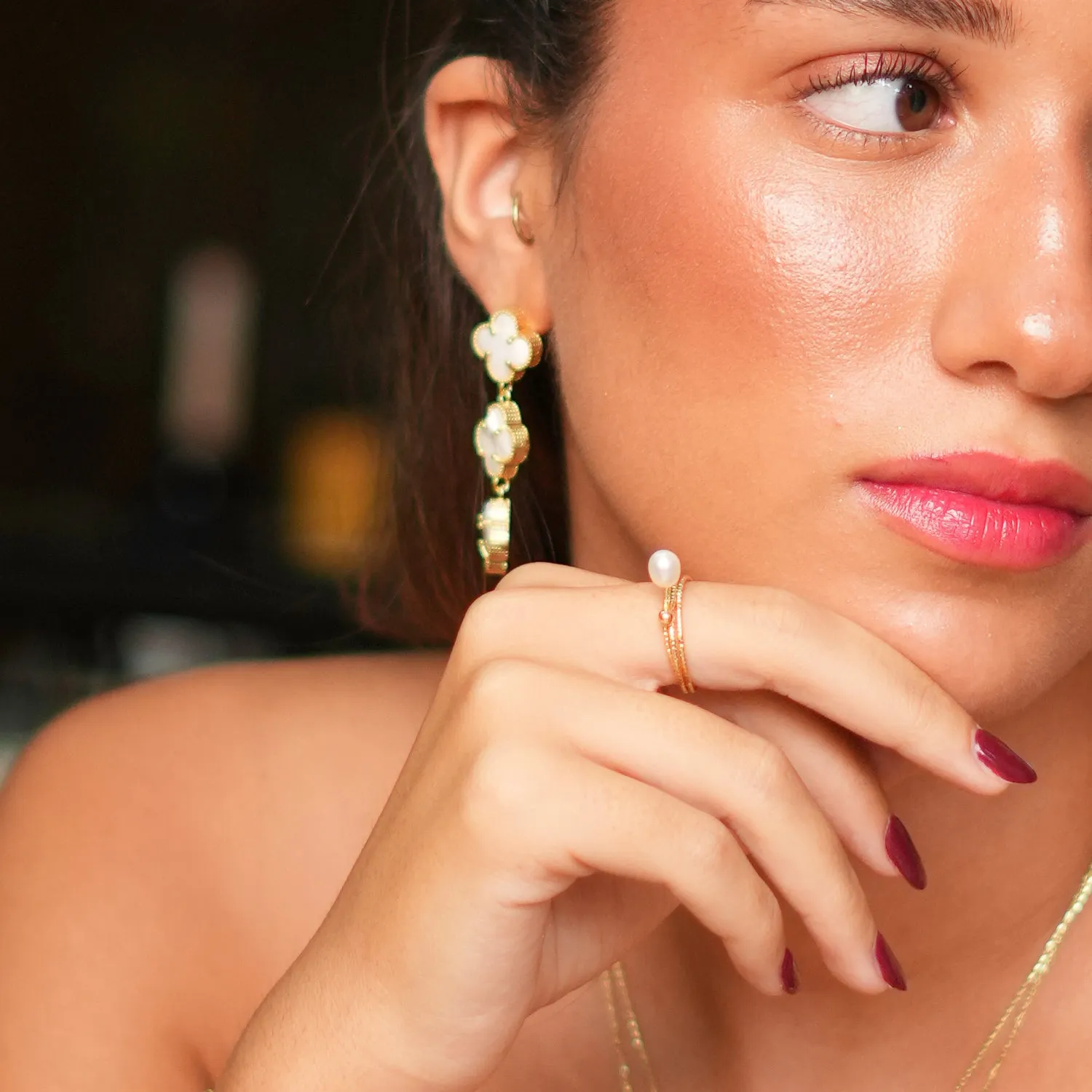 Minimalist Pearl & Gold Elegant Cocktail Ring