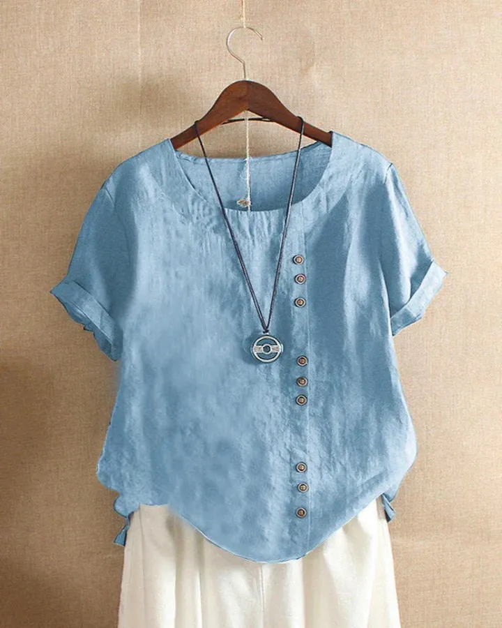 Simple round-neck, short-sleeved Kelly blouse