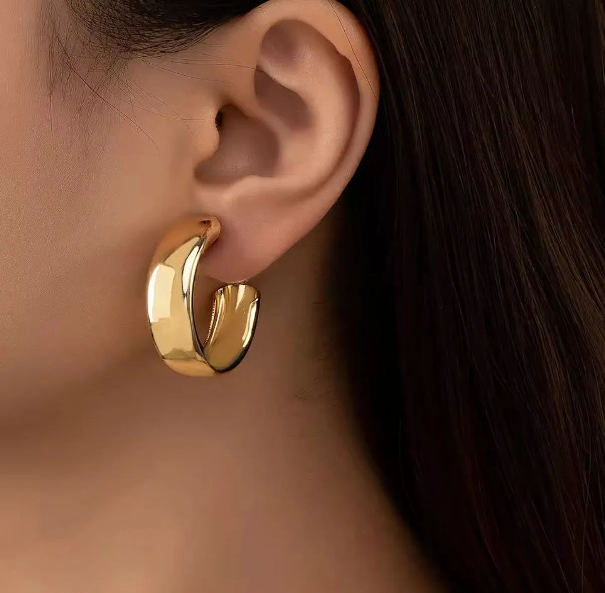 Simple Thick Hoop Earrings