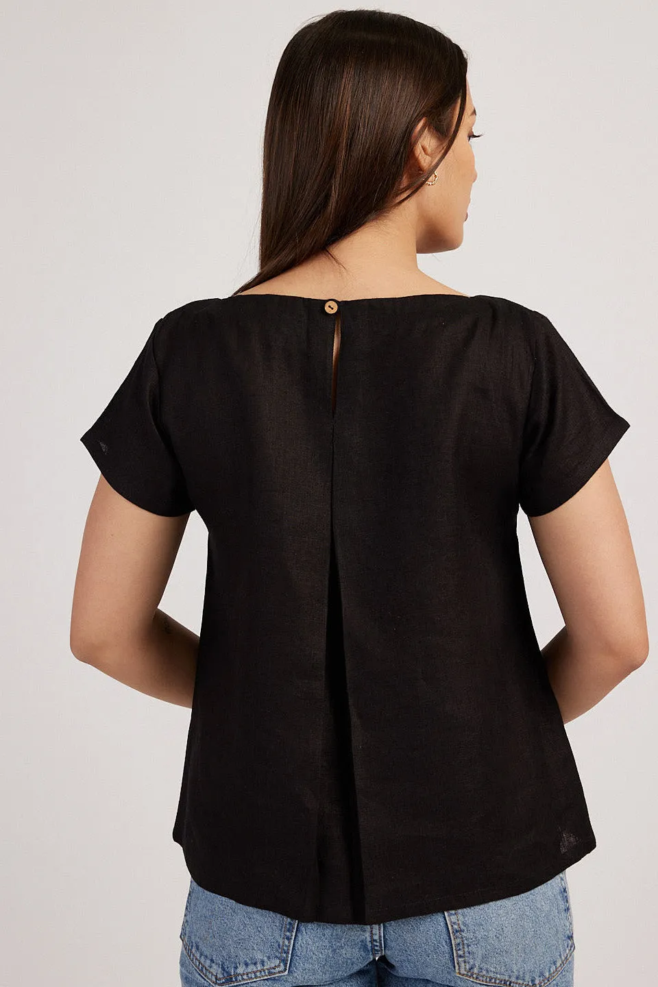 The Linen Boat Neck Top
